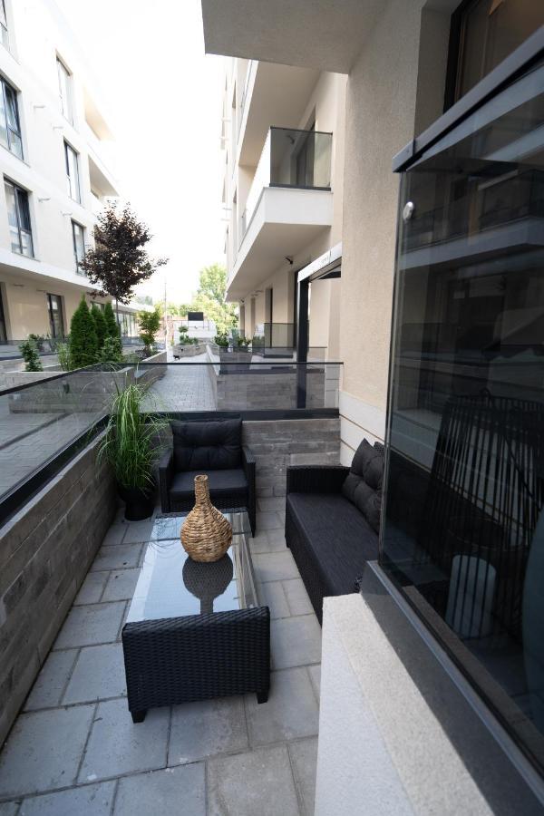 G34 - Modern Studio @ Parliament Bucureşti Ngoại thất bức ảnh